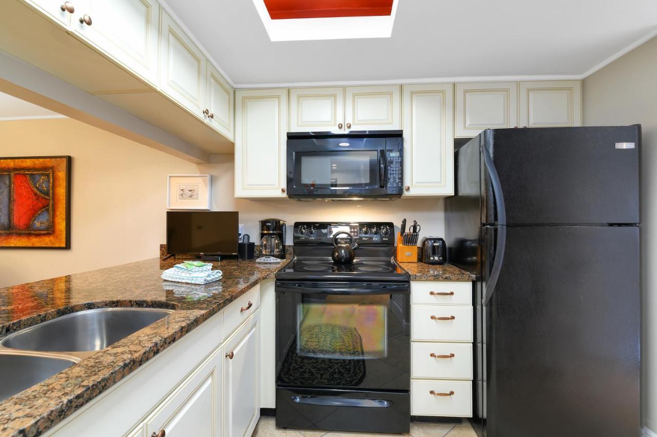 Edgewater Tower I 704 Apartment
